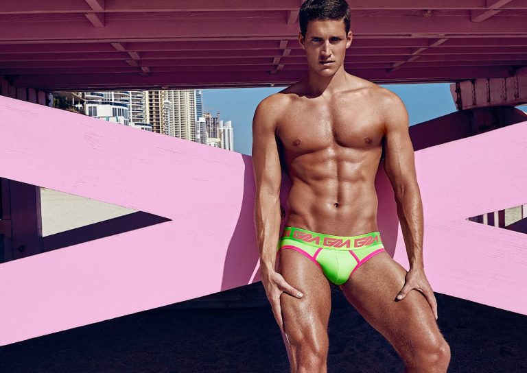 Instagram’s Eye-Candy: Mesmerizing Mastery of Male Beauty