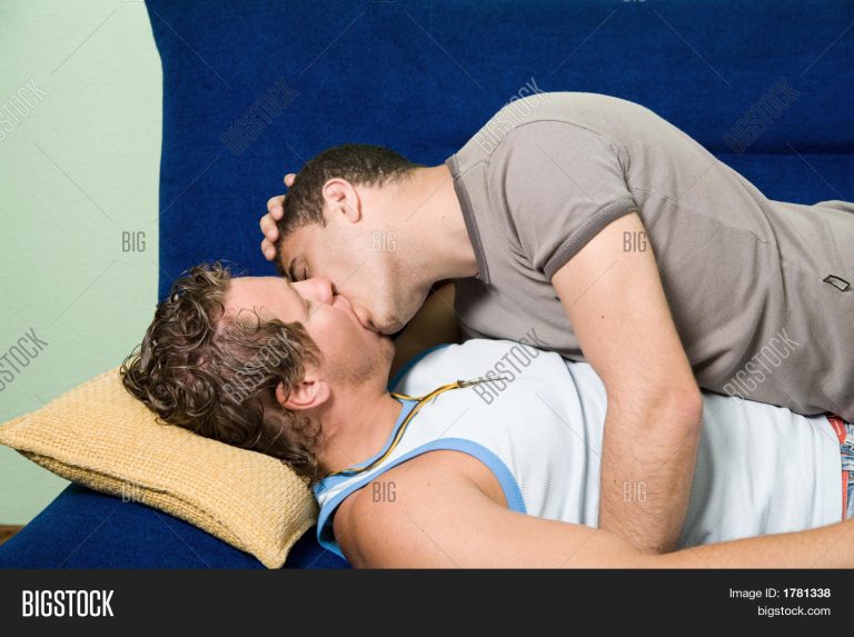 Same-Sex Gaze: An Explicit Yearning for the Familiar.