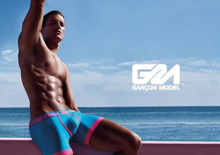 Captivating Ebony Charmer: Scintillating Snapshots of the Instagram Adonis