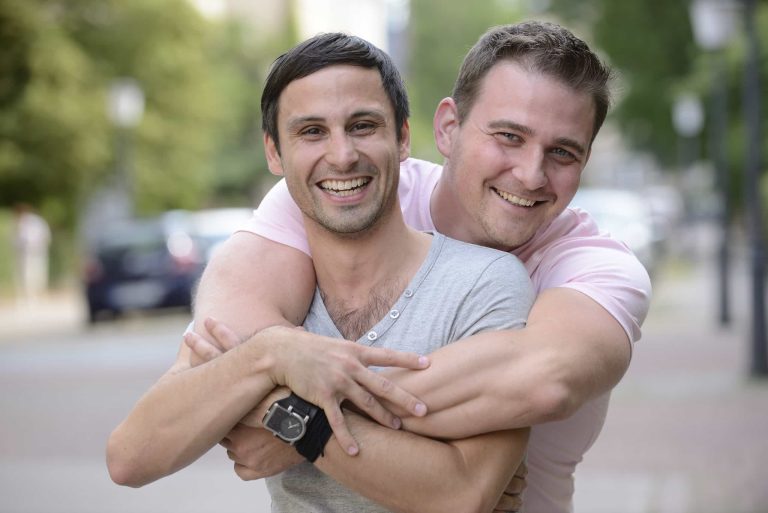 Oooh, Hot Guys Snapchatting – Feel the Heat!