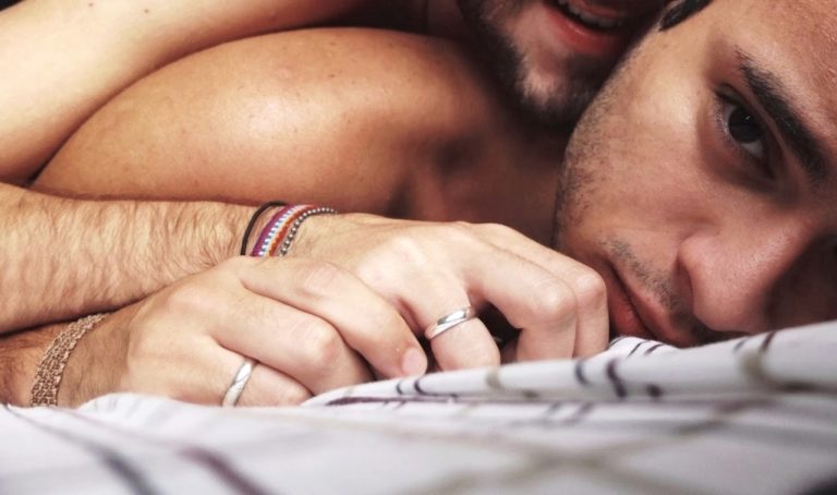 Throbbing Thighs and Oiled Abs: Men of Instagram