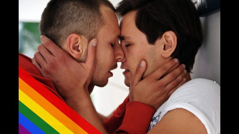 The Naked Intimacy of Gay Male Blogs
