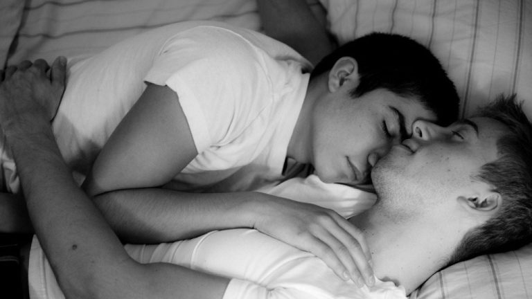 Unleash Your Wildest Desires: Free Homoerotic Pics