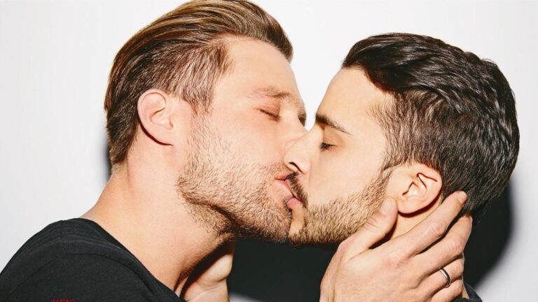 Dive Deep: Explore the Cosmic Heat, a Galaxy of Ecstatic Sensations Online