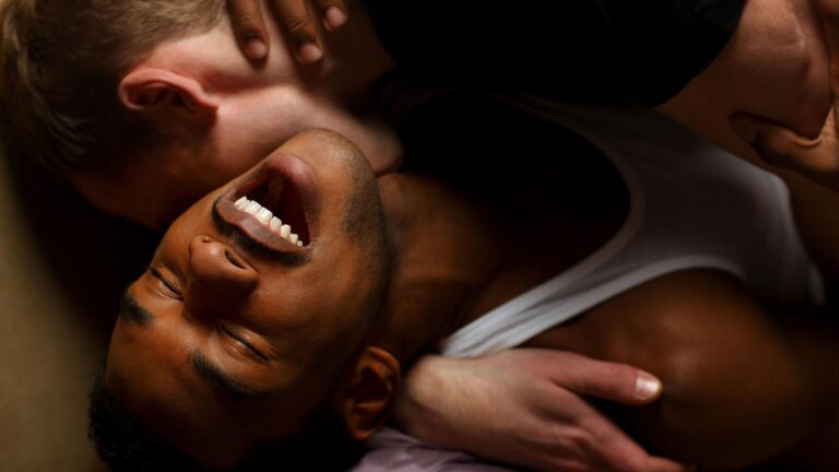 Torn, Sweaty Muscle Hunks: Instagram’s Secret Society of Thirst Trappers