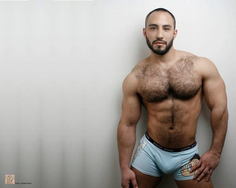 Ripped Stud Poses Naked: A Sensual Tale of Male Beauty Unveiled