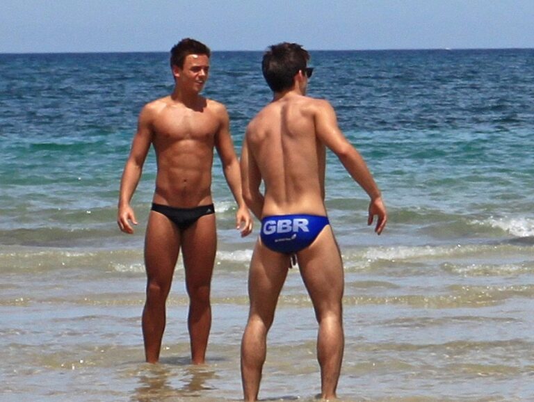 Unzip Passion: Unleash Your Masculinity in Skin-Tight Speedo Ecstasy