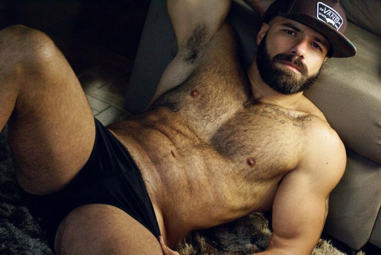 Unleash Your Inner Sex God: A Guide to Scorching Hot Seduction!