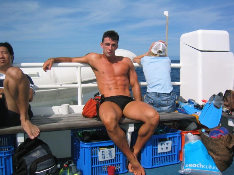 Ripped & Wet: Speedo Stunners Revealed!”

Alternatives:
– “Bulging Bliss: Speedo’s Finest Exposed!”
– “Packed & Pumped: Speedo Studs Unleashed!”
– “Chiseled & Cheeky: Speedo Bods Bared!”
– “Dripping Dreams: Speedo Hunks Unwrapped!