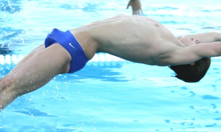 Splash & Flaunt: Speedo Stunners Wet & Wild