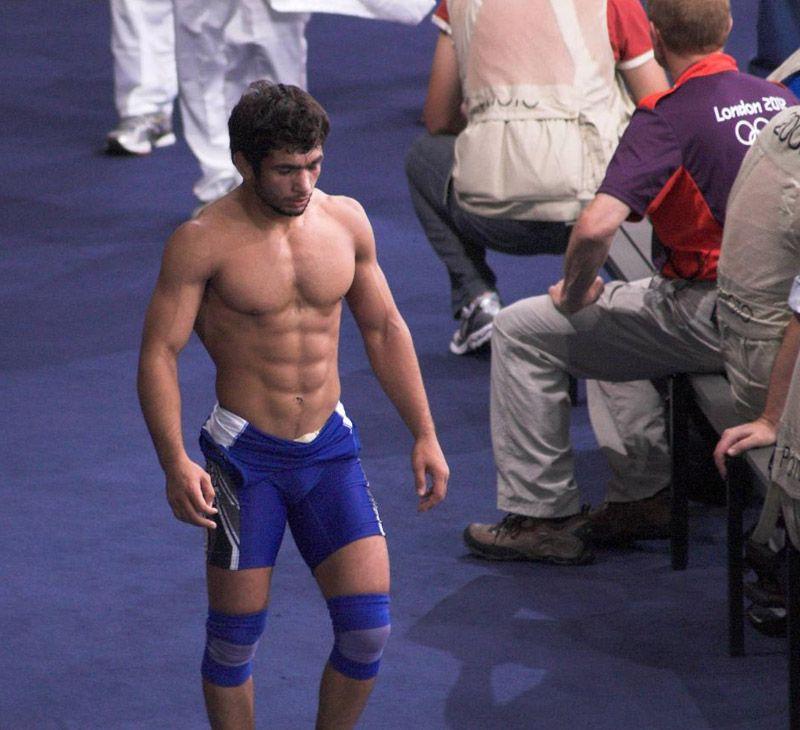 Unzipped Secrets: Explosive Encounters with Muscular Olympians.