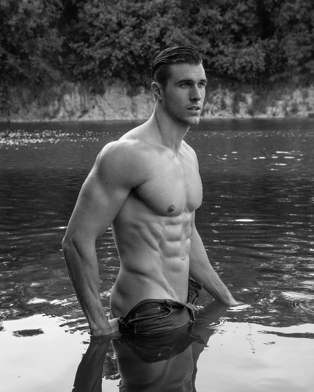 Sultry Worship of Masculine Grandeur: The Sacred Orbs of Deepest Desire