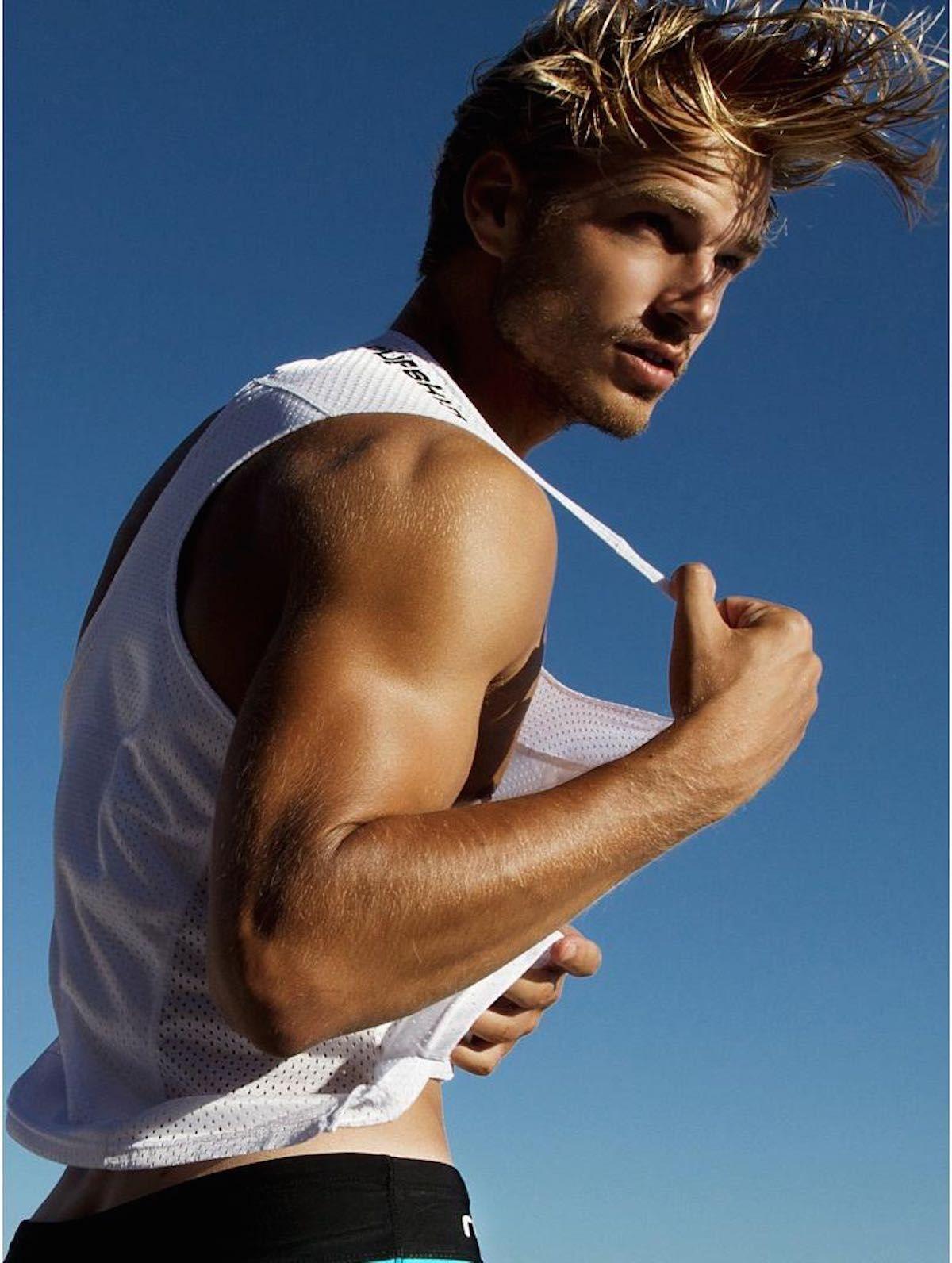 Carnal Confessions: Lincoln’s Gateway to Oral Pleasures Under the City’s Glow