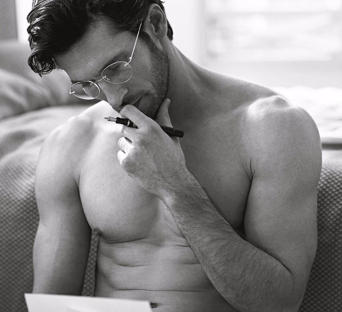 The Taste of Jaxon’s Power: A First-Time Encounter with a Hung Man