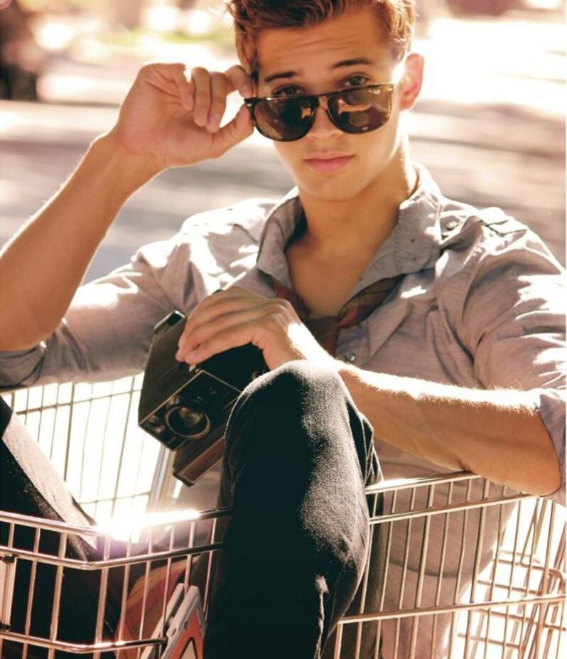 Seducing Glory Holes: Indulge Your Most Alluring Fantasies, Enter Here