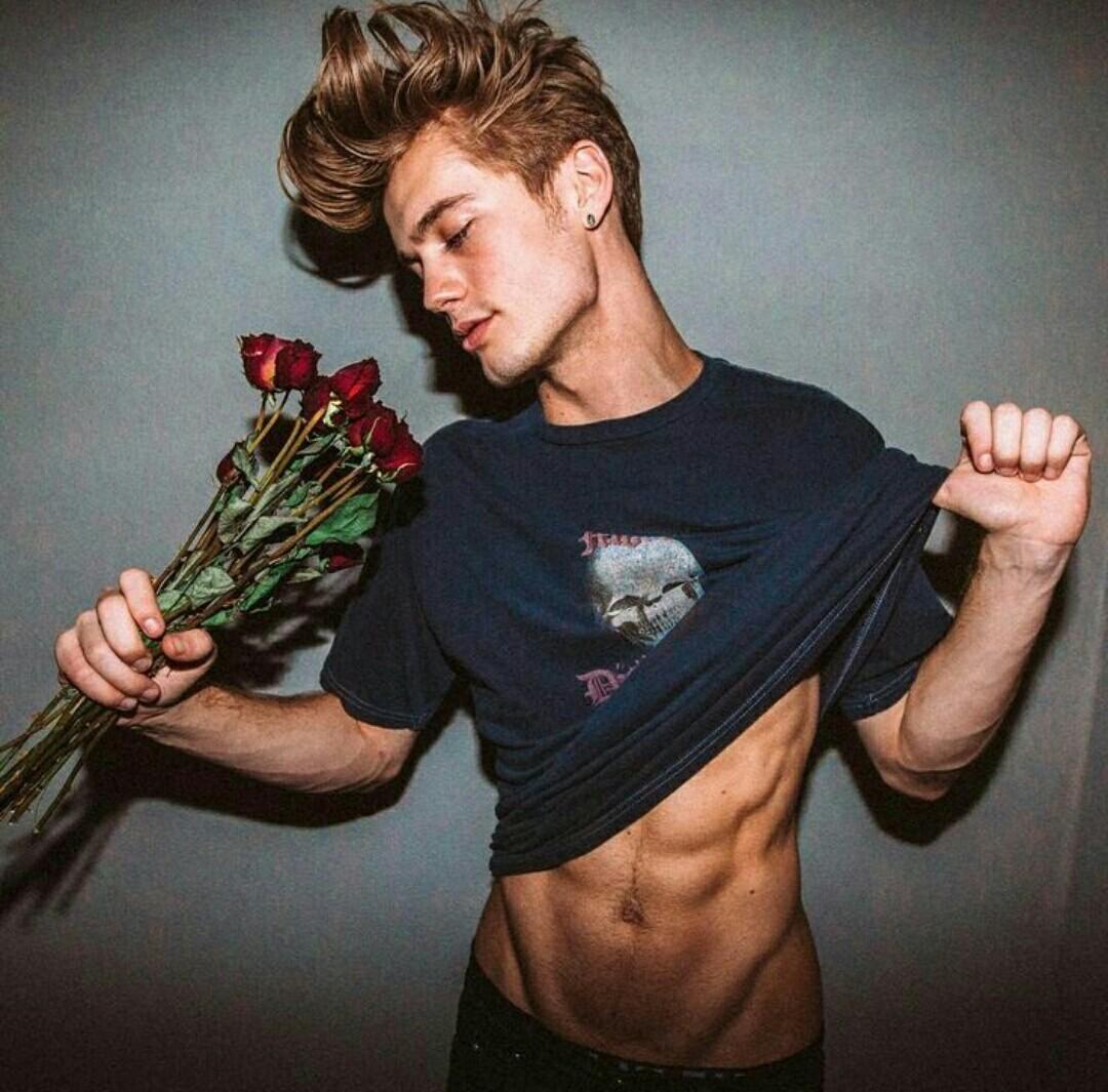 Indulge in the Sensual Art of Pleasing Men: A Guide to Enigmatic Oral Bliss