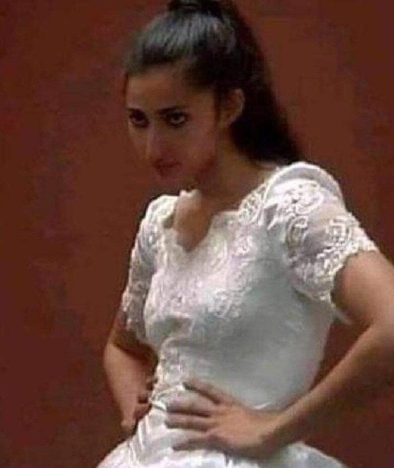 I gasp for air, Sigourney’s naked, thick, bulging and twisted in ecstasy over my throat