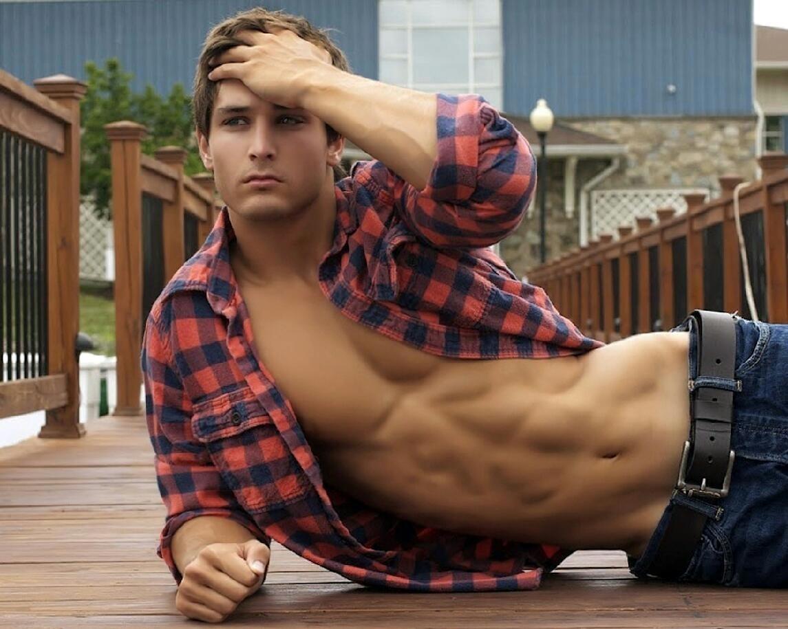 Men on the Menu: A Lithe, Luscious Look at the Muscle Bazaar