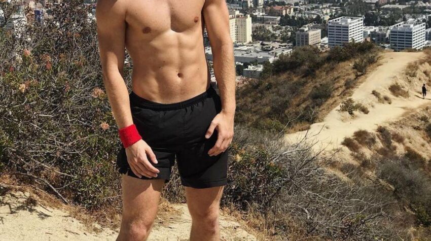 Red-Hot Blowjob on a Dark Night: Connor’s Cock, My First Time