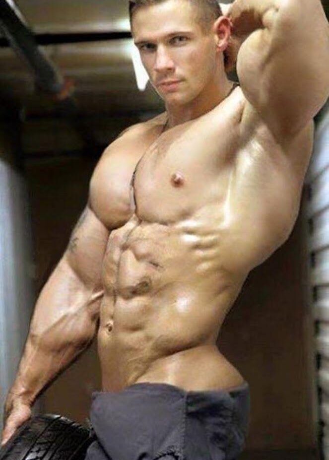 Ripped Muscle Gods: Discovering the Pulsating Pleasure of Hot Bulges