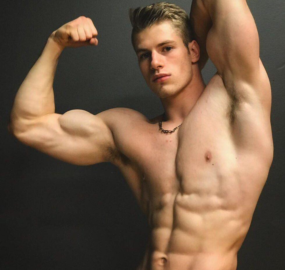 <strong>Bloodrush: Sliding onto Parker’s Bareback Muscle in the Back Alley</strong>