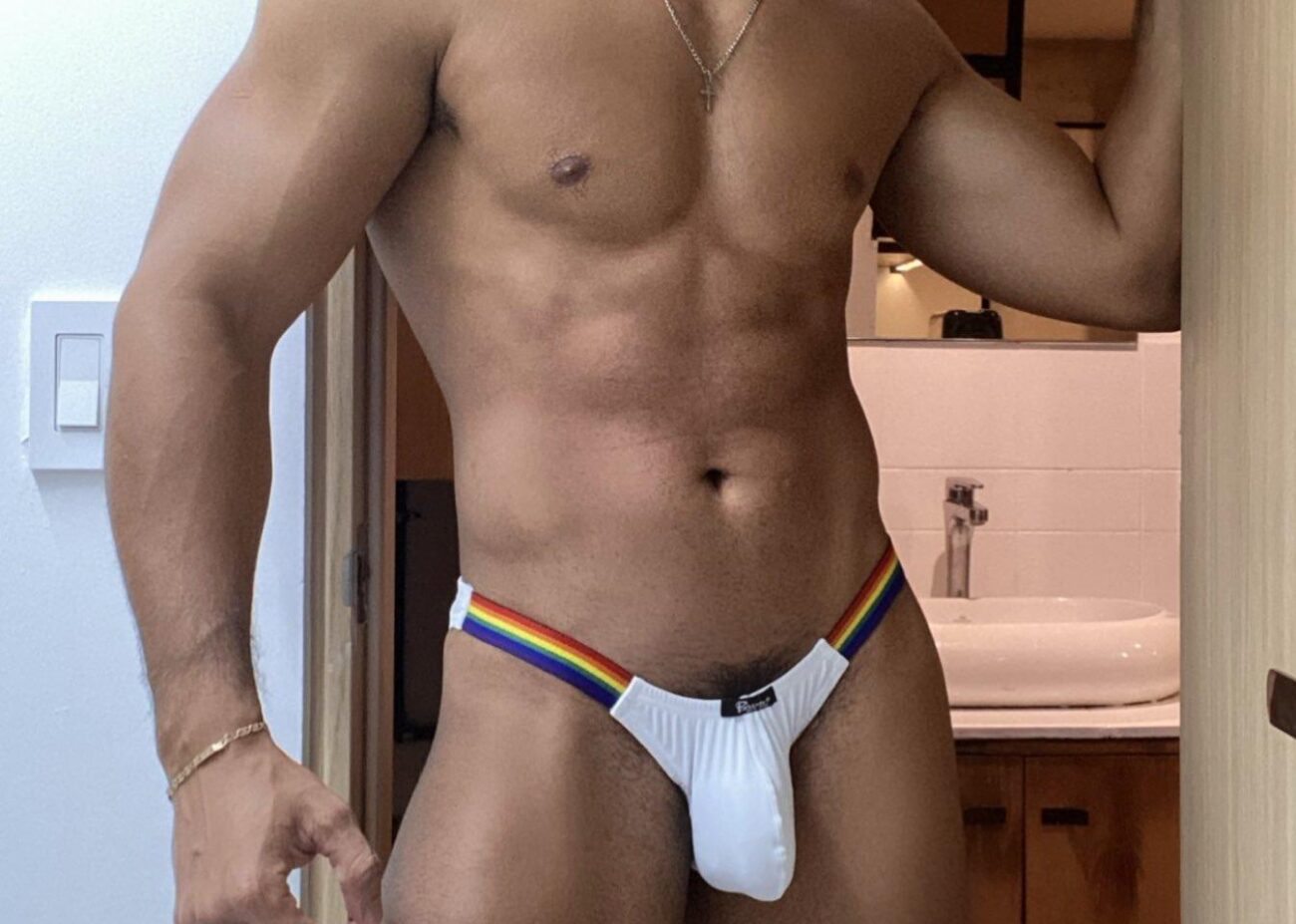 The Beefy Stud’s Forbidden Indulgence: Landon’s Seductive Premiere